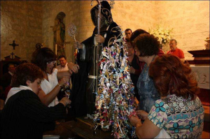 Spanish Socialists Forcefully Alter Town's Christian Traditions