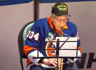 104 Year Old Veteran Preforms The National Anthem