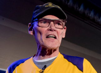 Veteran Strategist Has Choice Words For Dems