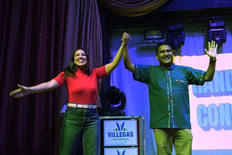 AOC Breaks Silence On Party Shift Before Maine Town Hall Ends