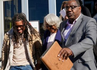 Virginia Senator Charged With Leading Family Drug Ring