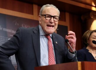 Schumer Stays As Leader While Candidates Refuse To Back Him
